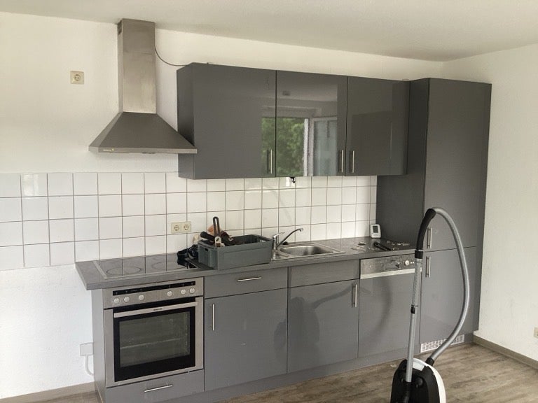 Studenten aufgepasst! WG-geeignete 5-Zi.-Wohnung! - Foto 2