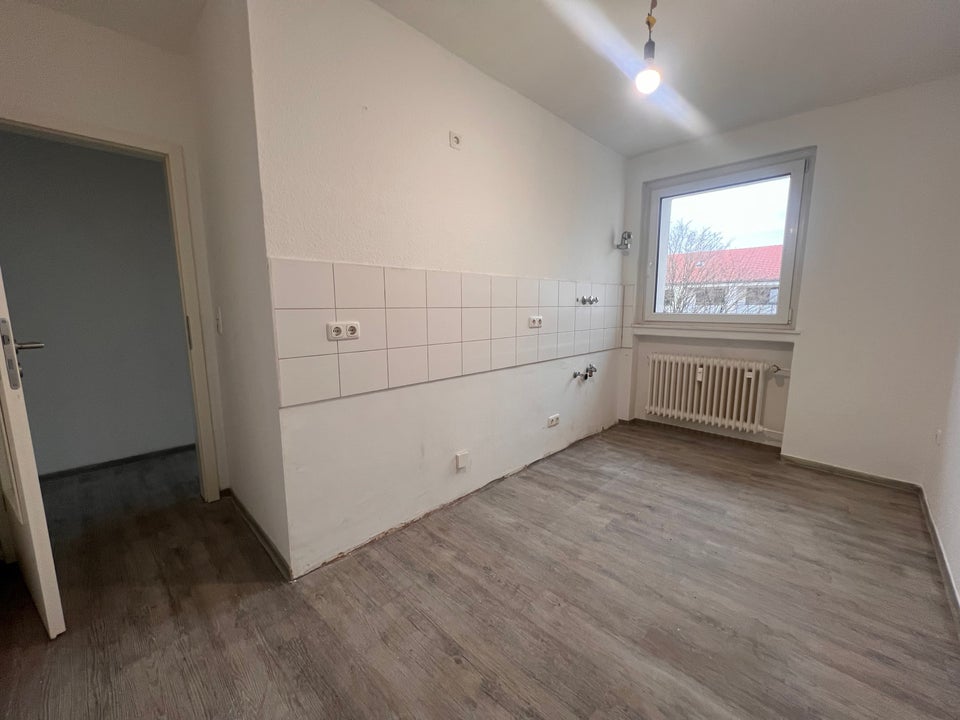 Ihr neues Zuhause: 3-Zimmer-Wohnung mit großem Balkon! - Photo 3