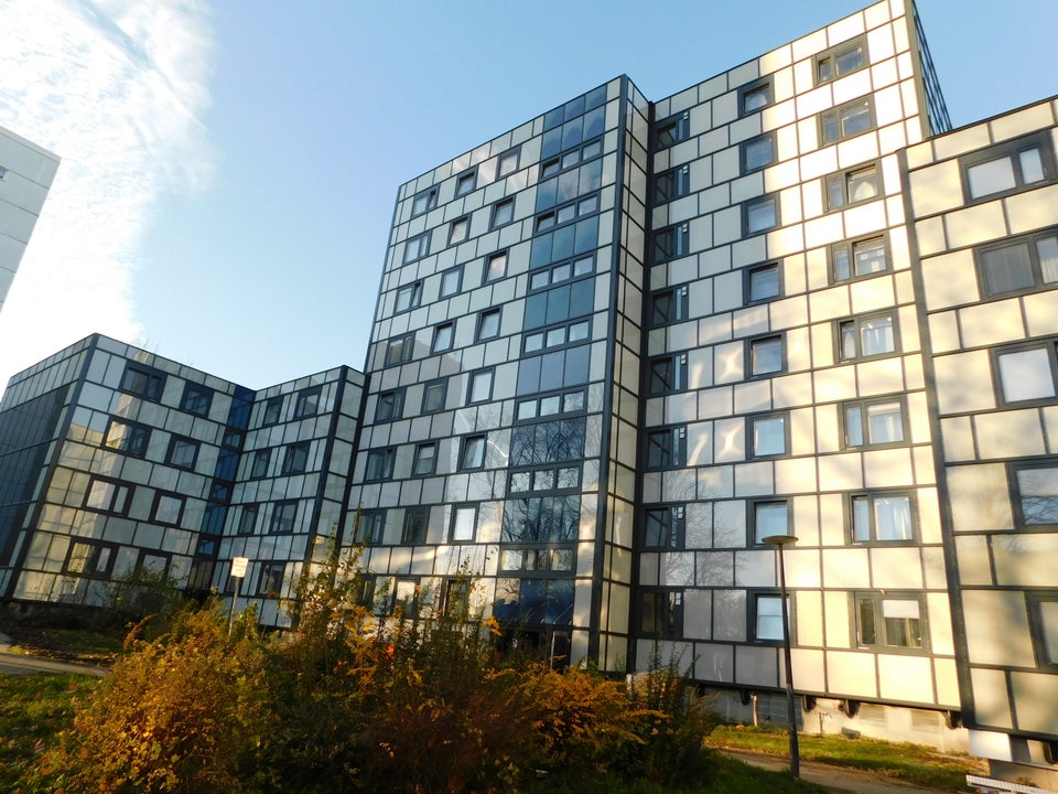 Schöne Wohnung für die kleine Familie ! Frisch modernisiertes Haus! - Foto 3