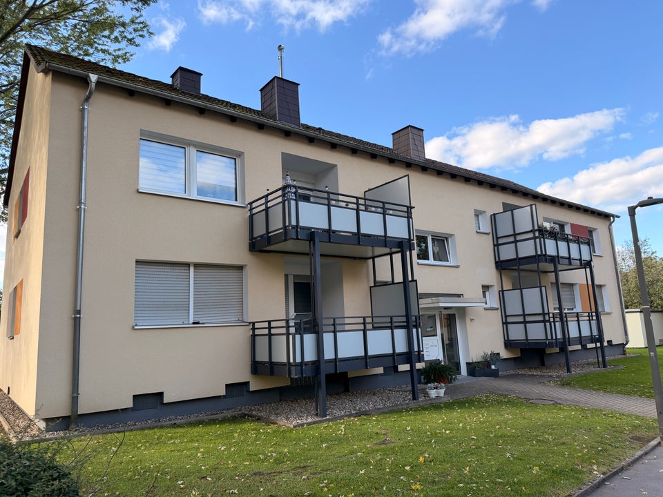 Zum Einzug bereit: Gemütliche Singlewohnung mit schönem Panoramabalkon - Foto 2