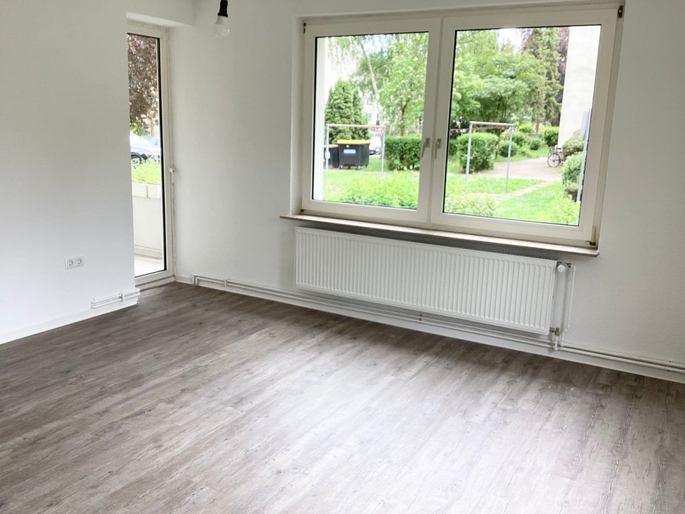 Ansprechende 3,5-Zimmer-Wohnung mit Tageslichtbad und Balkon - Foto 1