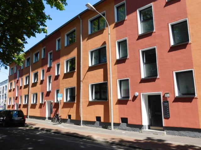 Sehr schöne 2-Raumwohnung im 2. OG mit Balkon und Vinylboden in Zentrumsnähe... - Foto 1