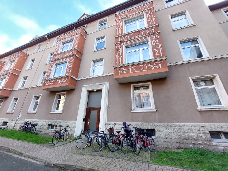 Zentral gelegen- 4-Zimmer für Familien oder WG geeignet - Foto 4