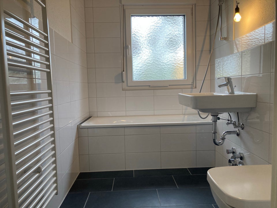 Einziehen und bleiben! - Photo 2