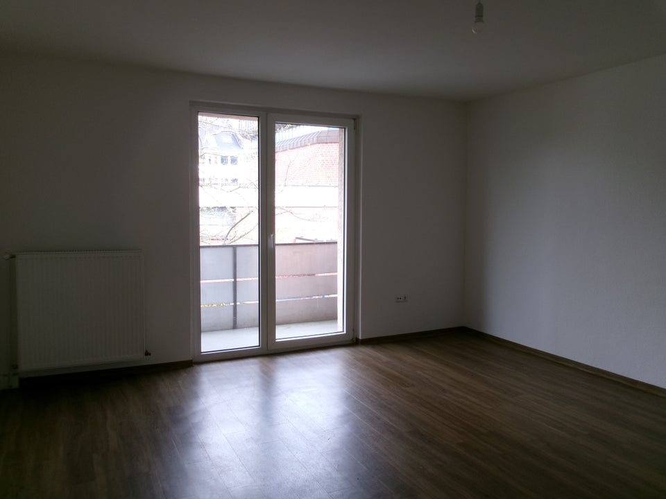 Topp sanierte 2-Zimmerwohnung mit Balkon - Foto 1