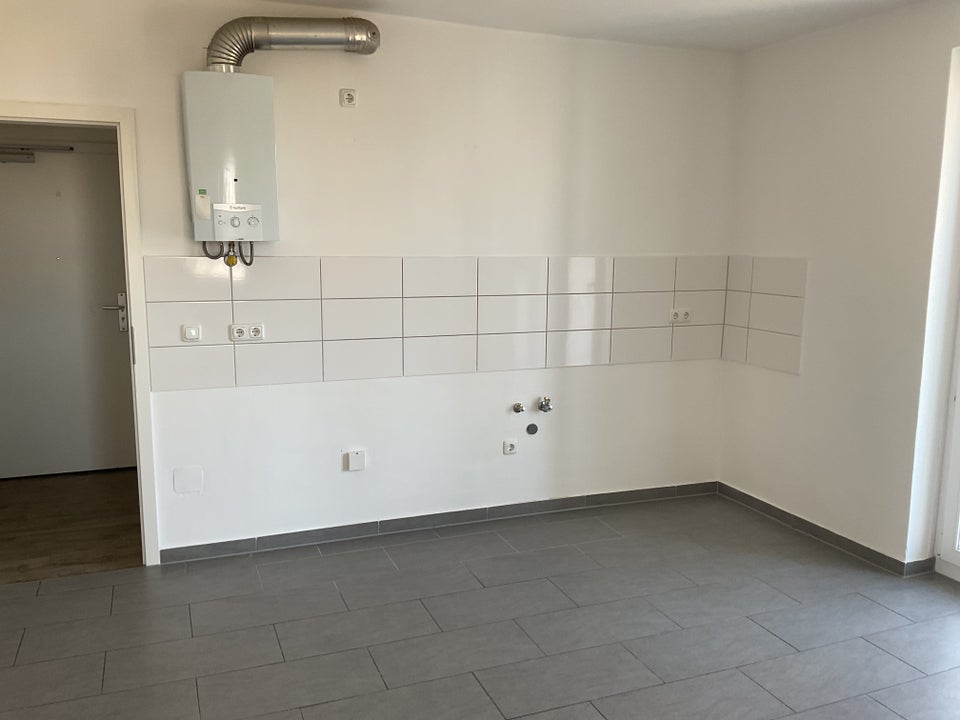 Moderne 2-Zimmer-Wohnung mit Balkon in toller Lage. - Photo 2