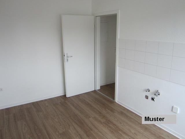 Bezugsfertge 4-Zimmer-Wohnung im EG mit 2 Balkonen! - Foto 3
