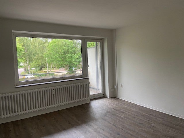 Tolle 1-Zimmer Wohnung mit großem Balkon ,ab sofort verfügbar! - Foto 1
