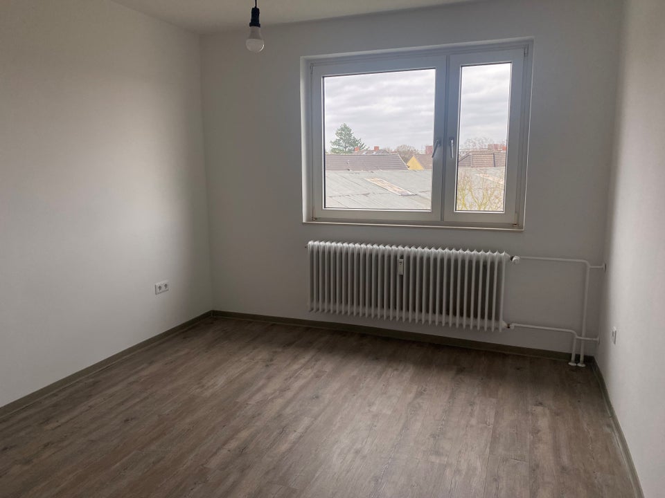 Renovierte 4-Zimmer-Wohnung mit Balkon - Foto 4