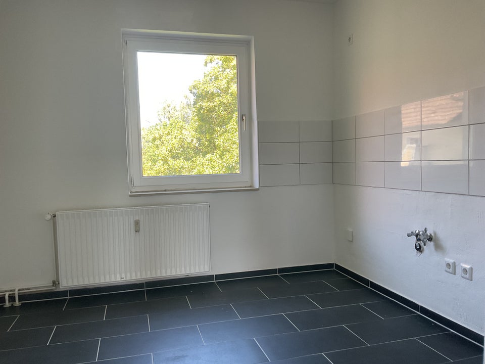 Willkommen Zuhause: ansprechende 4-Zimmer-Wohnung - Foto 1