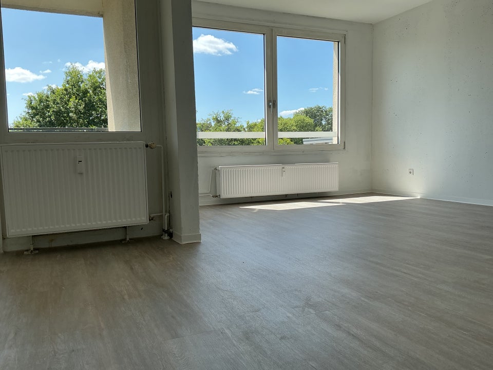 Willkommen Zuhause: geräumige 3-Zimmer-Wohnung mit Balkon! - Foto 1