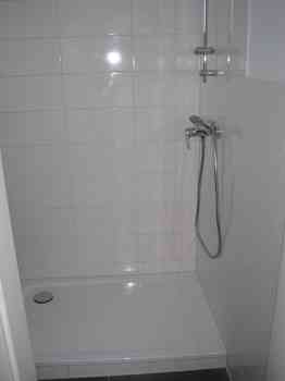 Klein aber Fein: 1-Zimmer-Wohnung in Bonn-Plittersdorf mit Einbauküche - Photo 2