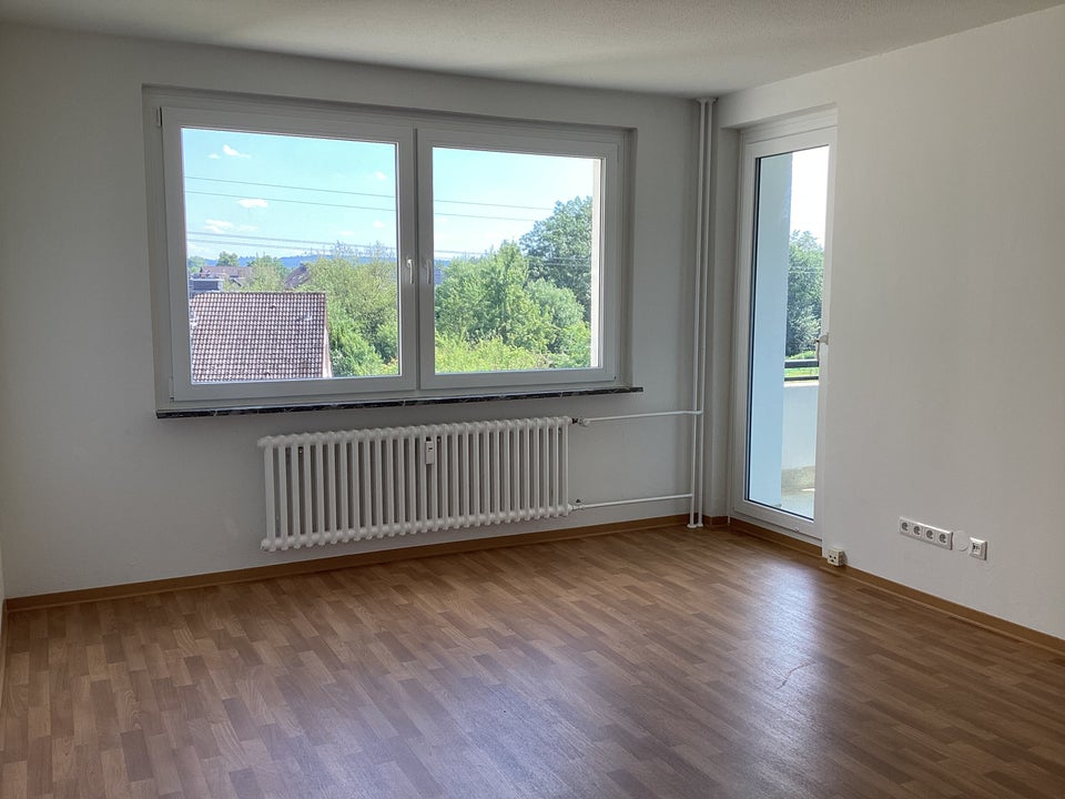 Lichtdurchflutete 2-Zimmer Wohnung mit Balkon in Baumheide - Photo 1