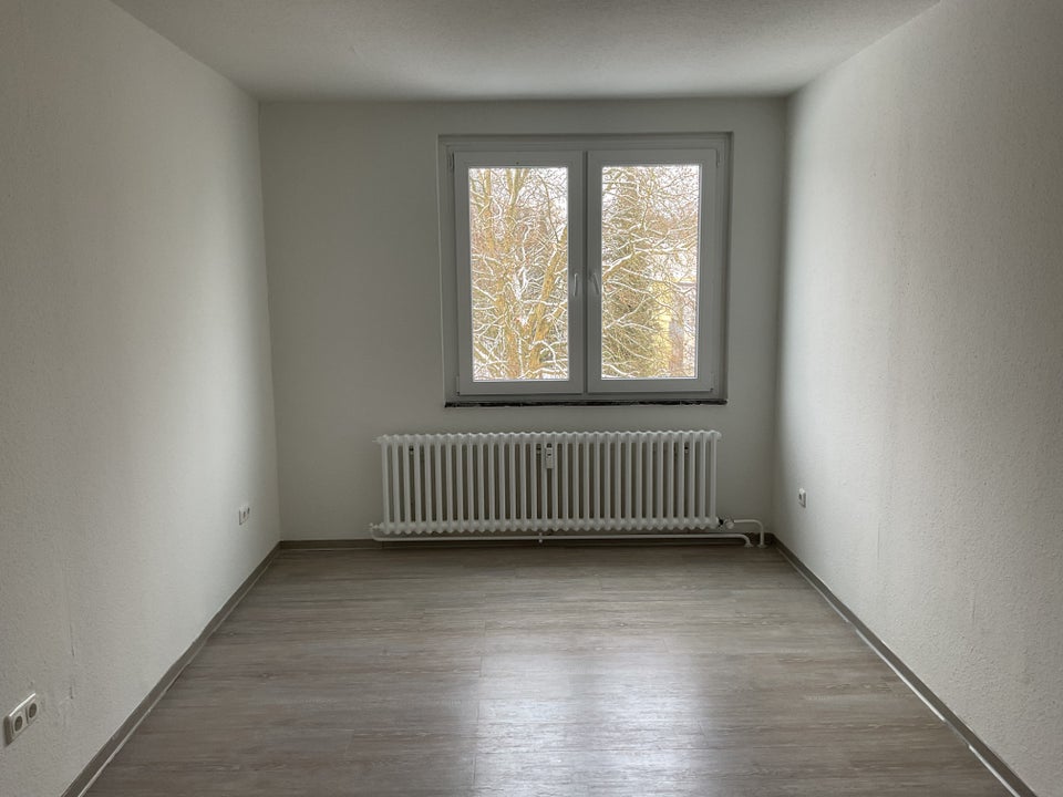 Großzügige 3-Zimmer Wohnung mit Balkon! - Foto 2
