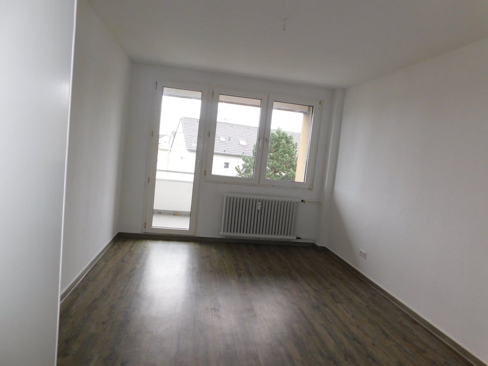 Großzügige 3-Zimmer-Wohnung mit Balkon! - Photo 1