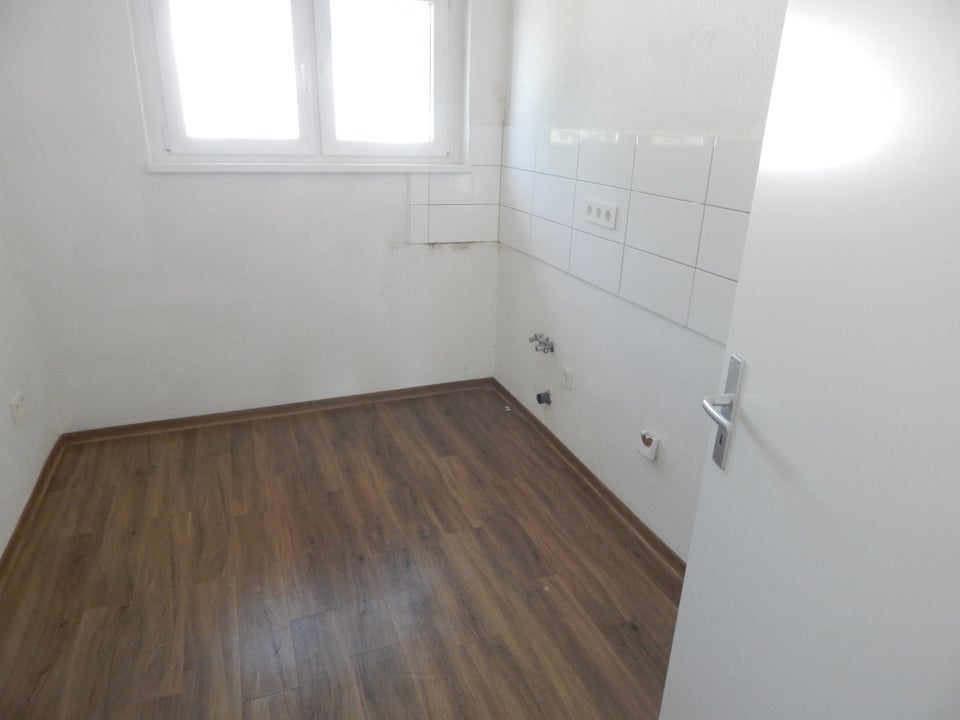 Neue Wohnung, neues Glück! Interessante 3-Zi.-Wohnung - Foto 1