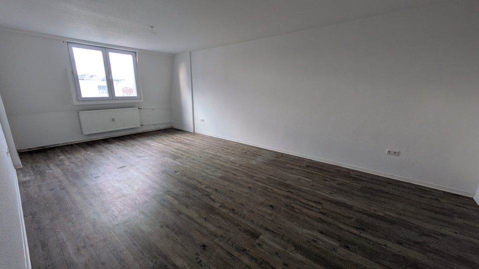 Modernisierte 2 Zimmer-Wohnung ab sofort verfügbar - Photo 4