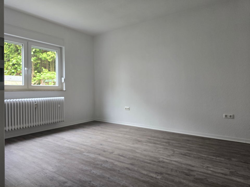 Willkommen Zuhause: geräumige 3-Zimmer Wohnung mit Balkon - Foto 4