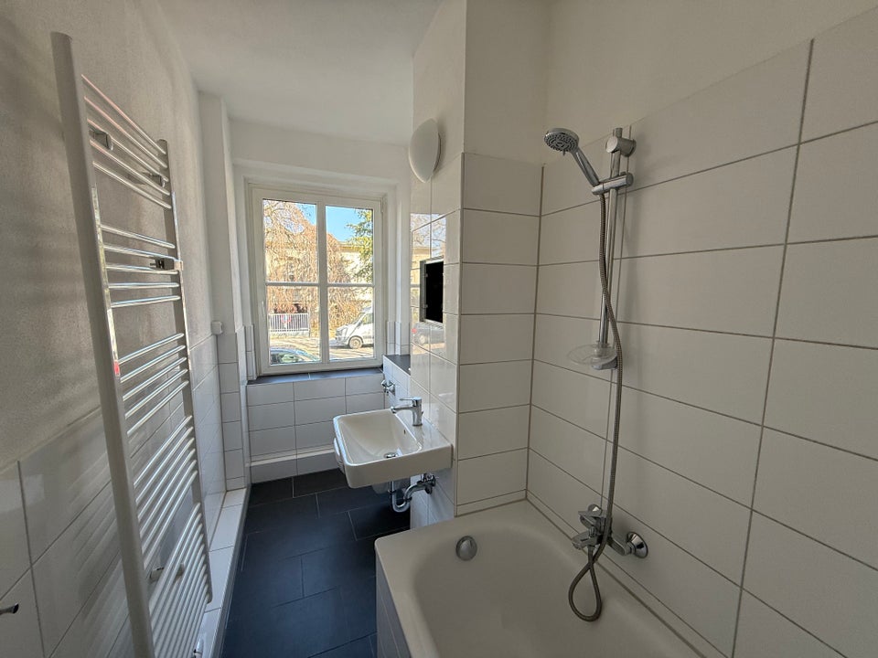 WG-geeignete 2-RWE in Uninähe! - Photo 2