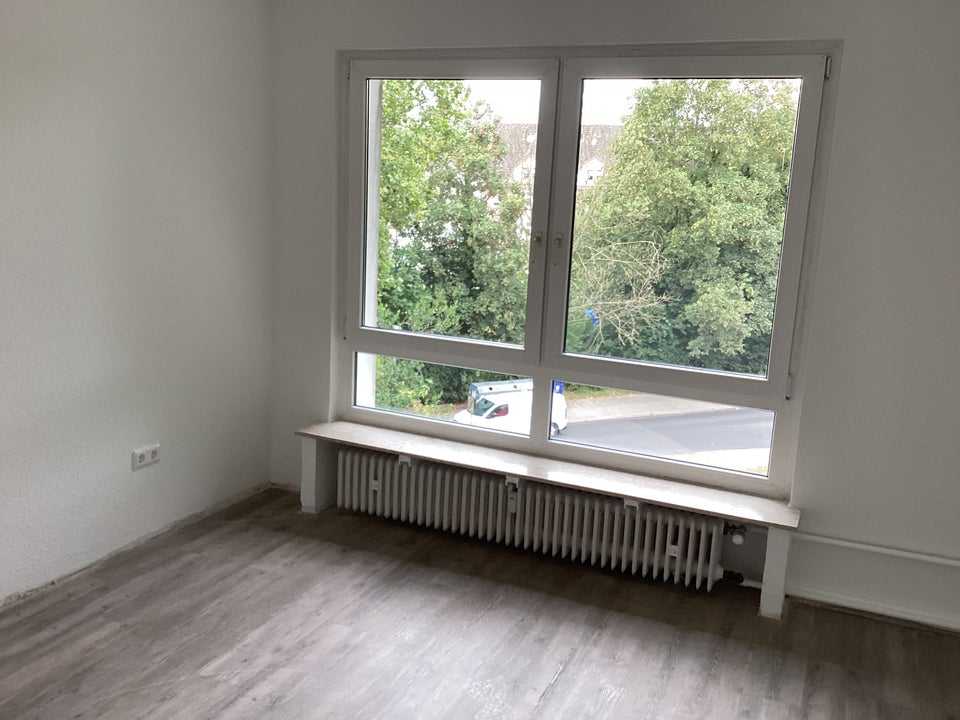 Helle und geräumige 3 Zimmerwohnung mit Balkon - Foto 5