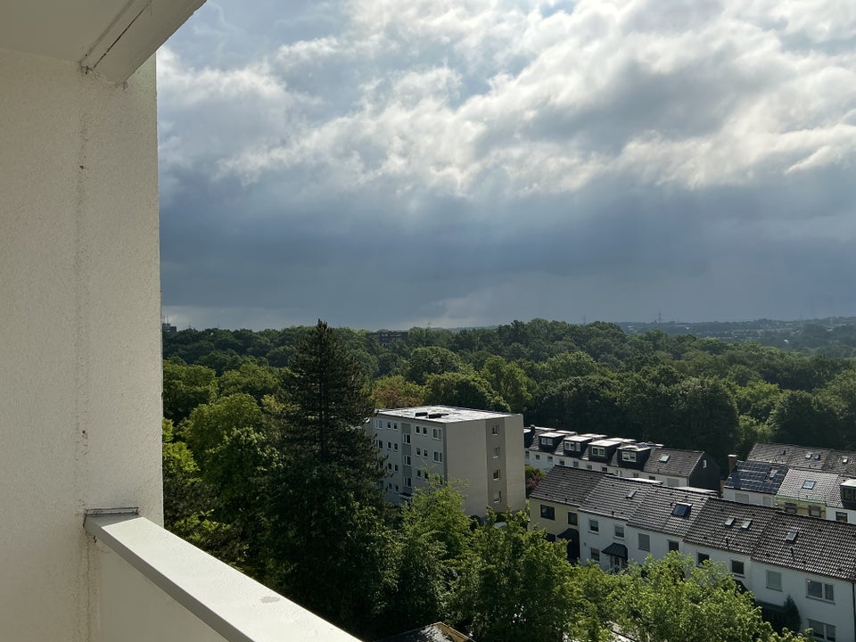 Geräumige 3-Zimmer-Wohnung mit Balkon! - Photo 2