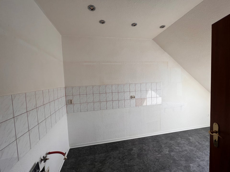 Leipzig Leutzsch- 3 Zimmer Dachgeschoss Wohnung - Photo 1