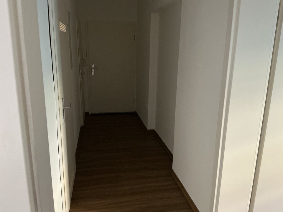 Schöne 2-Zimmer-Wohnung mit Tageslichtbad und Balkon in Hanau zu vermieten - Photo 4