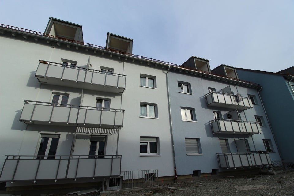 Perfekt für Paare! Traumhafte 3-Zimmer-DG-Wohnung mit Balkon - Foto 1