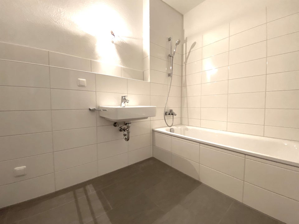 TOP 3-Zimmer Wohnung direkt bezugsfertig - Foto 2