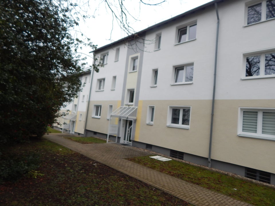 Schöne Wohnung: günstig geschnittene 3-Zimmer-Wohnung - Photo 1