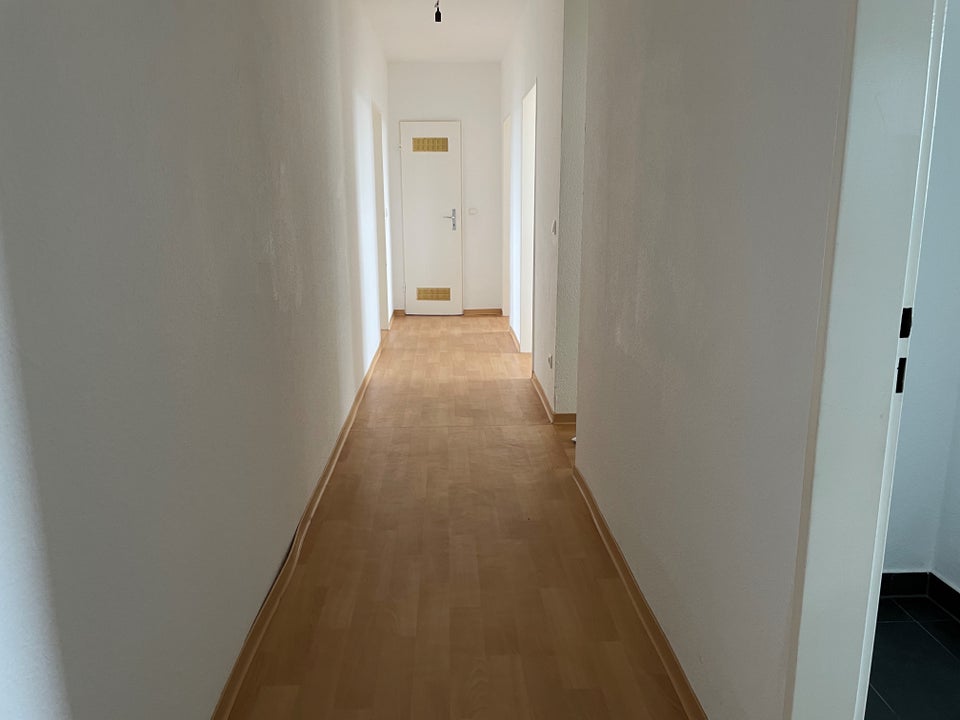 Helle 3-Zimmerwohnung mit Einbauküche - Photo 4