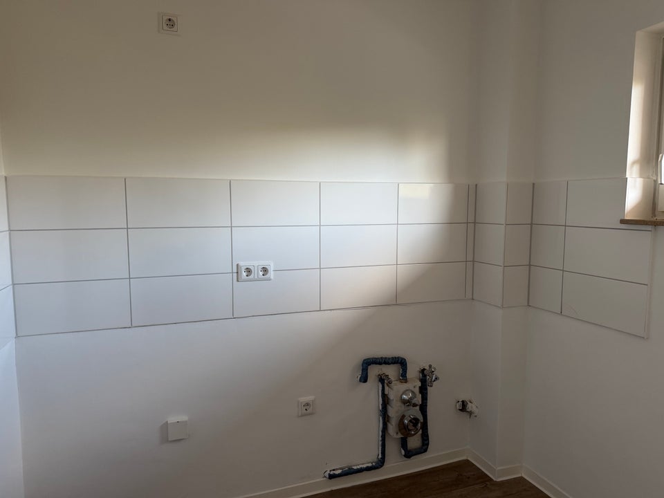 Rundum wohlfühlen: gemütliche 2-Zimmer-Wohnung mit Balkon - Photo 4