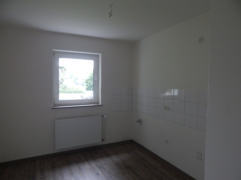Frisch renovierte 3 Zimmer mit Balkon im 2. OG - Foto 1