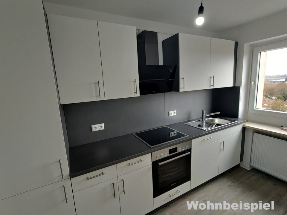 Für Sie renoviert: charmante 2-Zimmer-Wohnung mit neuer EBK! - Photo 1