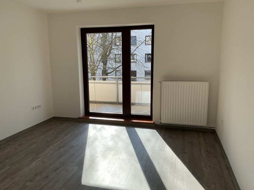 Nette Nachbarn gesucht: frisch sanierte 3-Zimmer-Wohnung in Neustadt - Foto 1