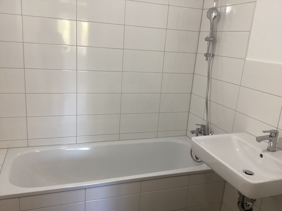 Perfekt für uns: 4-Zimmer-Wohnung in guter Wohnlage - Photo 5