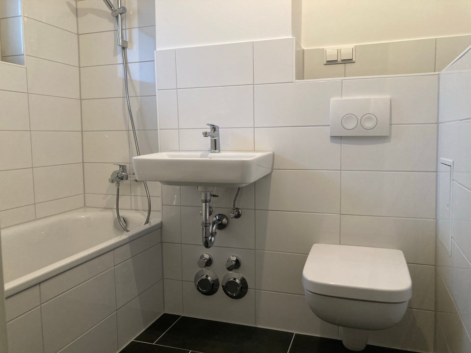 Neu und schick, das ist der Hit! - Foto 1