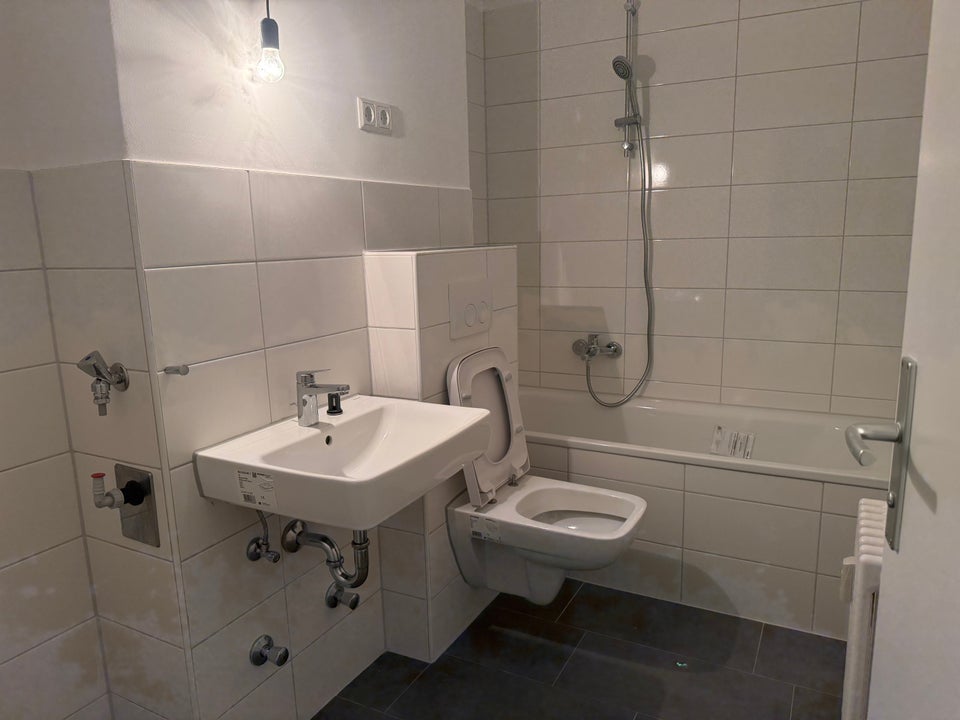 Schöne Wohnung sucht Mieter: 2-Zi.-Wohnung in zentraler Lage - Foto 3