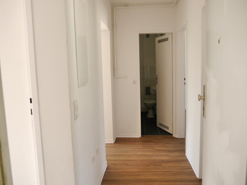 Schöne 3-Zimmer-Wohnung mit Balkon in Hanau-Großauheim zu vermieten - Foto 1
