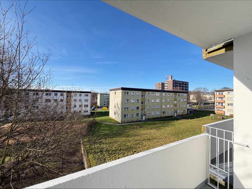 3-Zimmer-Wohnung mit Balkon in Lev. Steinbüchel - Foto 2