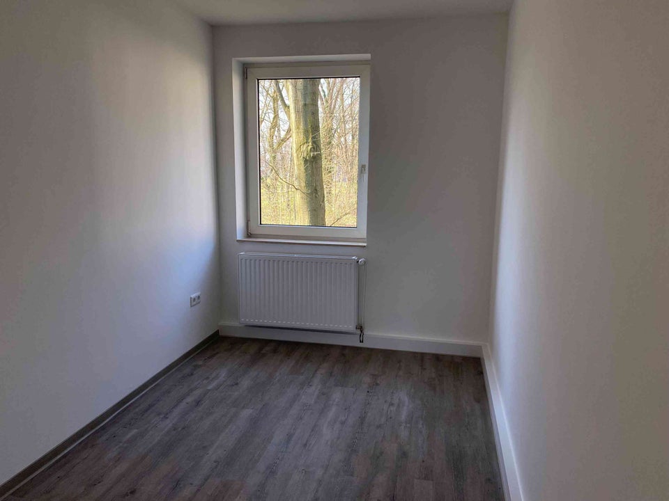 Helle 2-Zimmer-Wohnung mit Balkon - Photo 1