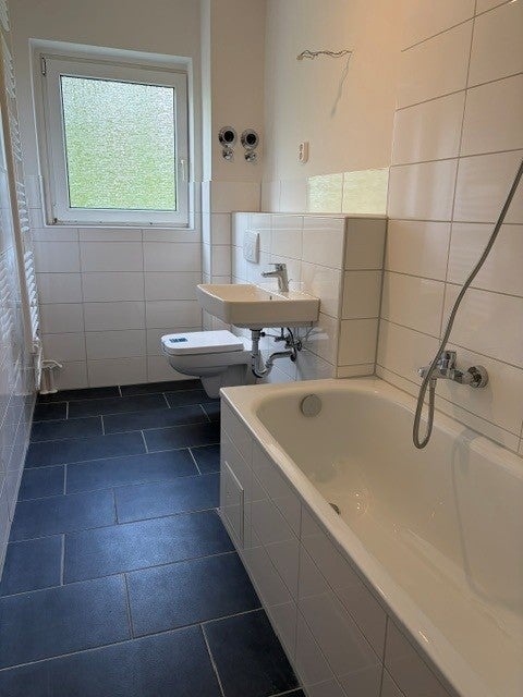 Kurzfristig Nachmieter für 2-Zimmer-Wohnung mit Vollbad und Balkon gesucht - Foto 4