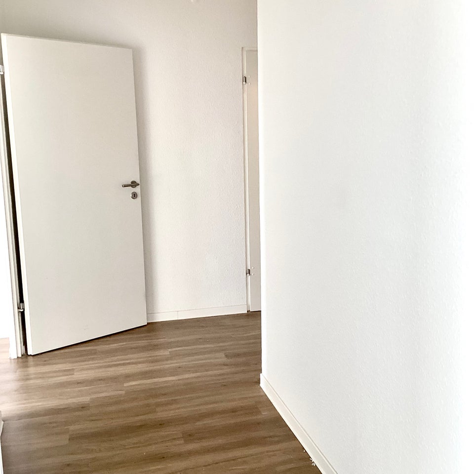 2-Zimmer-Wohnung mit Balkon und offener Küche sucht Sie! - Foto 5