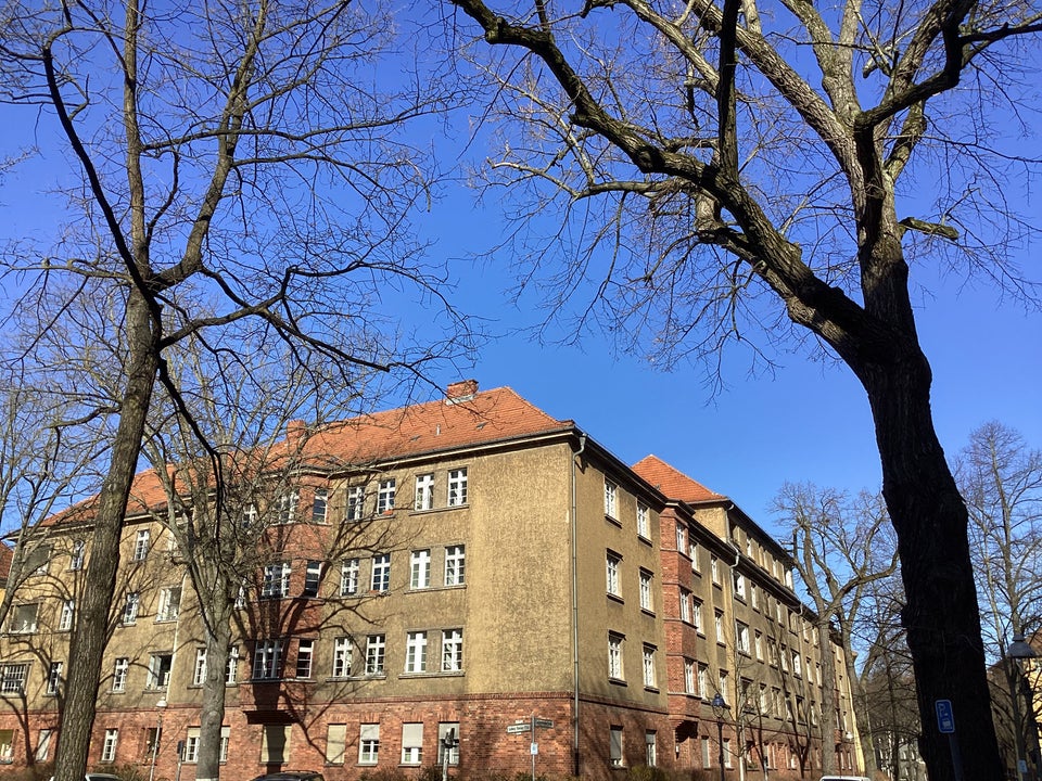 Willkommen in Ihrem neuen Zuhause, das viel Raum für Familie und individuelle Entfaltung bietet. - Foto 2