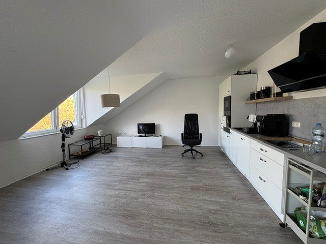 Modern wohnen in Düsseldorf-Wersten, Fußbodenheizung und Tageslicht-Bad, Übernahme Küche möglich - Foto 1