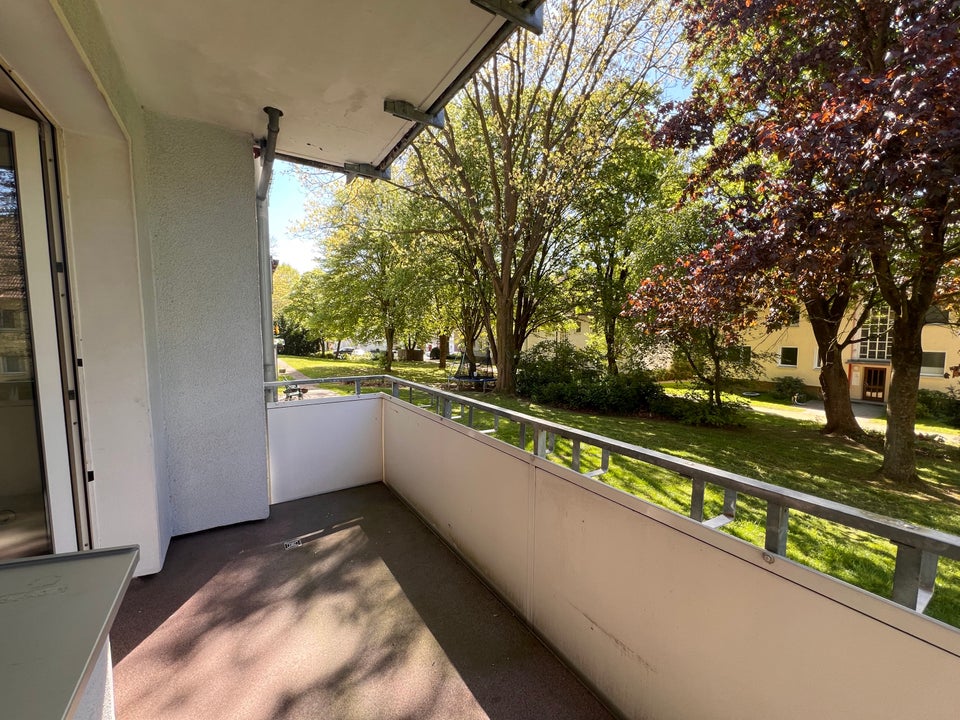 4-Zimmer-Wohnung im EG mit Balkon - Foto 5