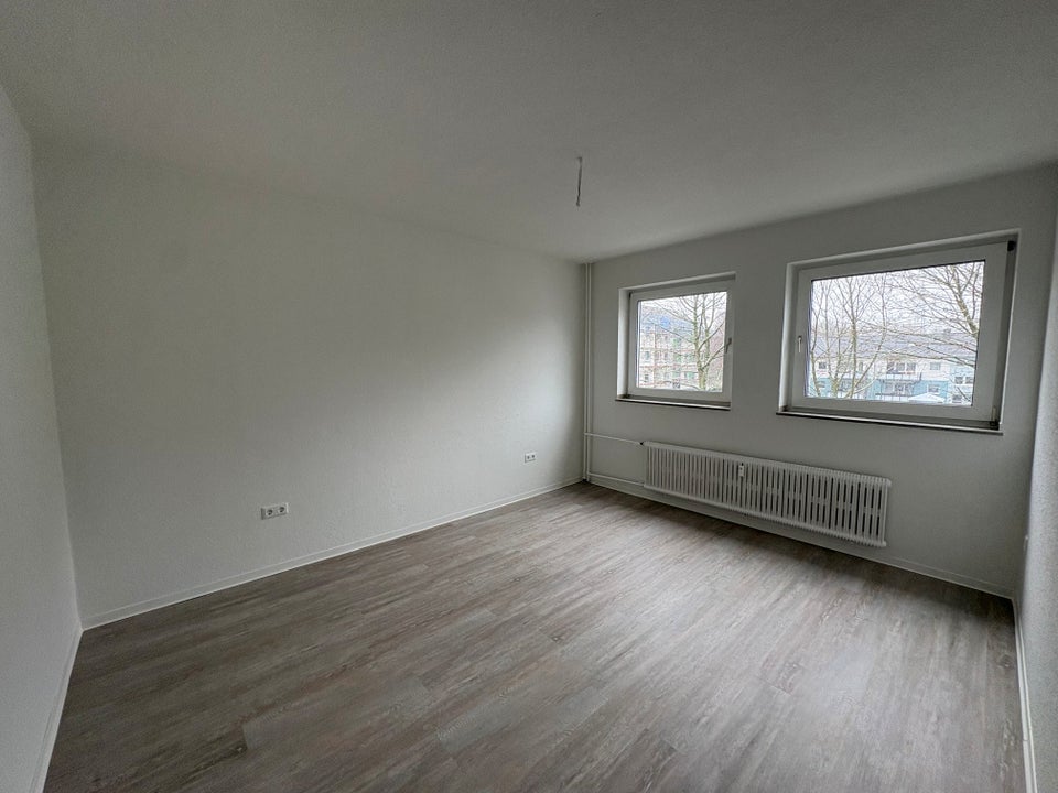 Willkommen Zuhause – Charmante 2-Zimmer-Wohnung mit Modernisierungsperspektive - Photo 2