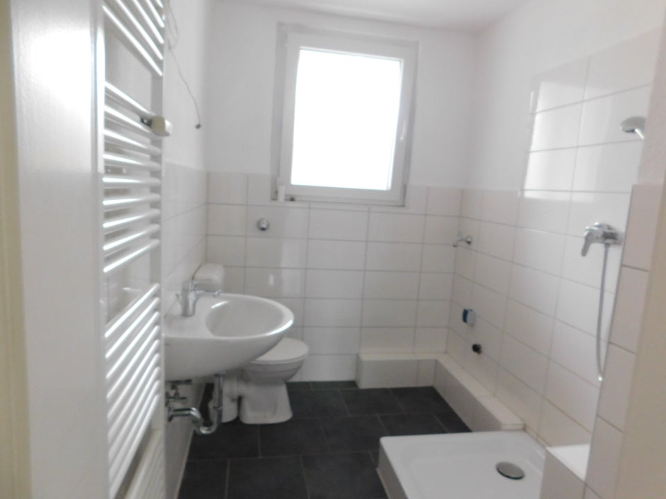 2,5-Zimmer-Wohnung mit Loggia - Photo 1