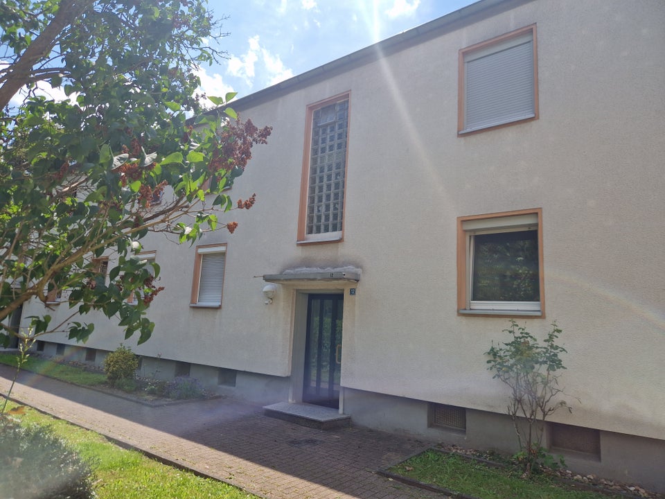 Diese umfangreich renovierte, barrierearme EG-Wohnung wartet auf SIE! - Foto 3