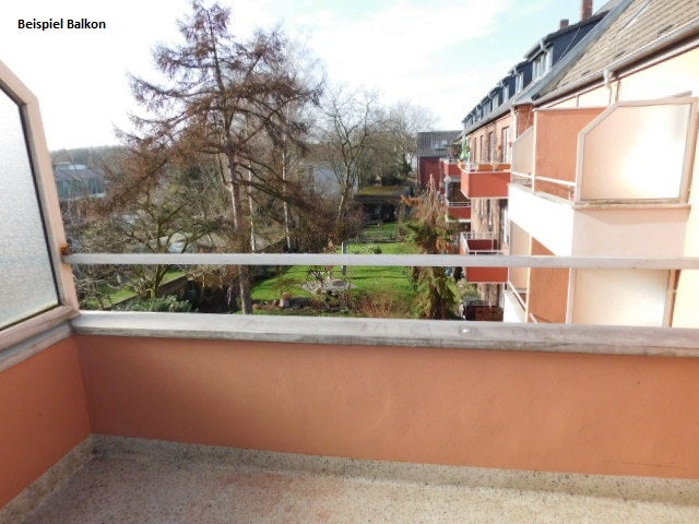 ***Zentral gelegene 1,5-Zimmerwohnung renoviert und bezugsfertig*** - Foto 1